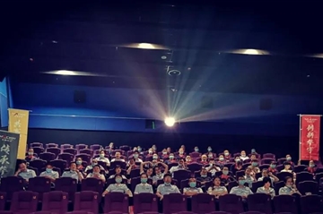 ������ʷ���ᱲ����ǿ ���� ȼ�����ȫԱ��Ӱ�˶�