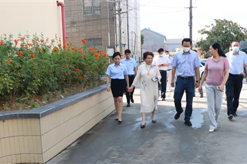 ����ʱ��ҳ��̬�������������򵼹���ڵ���˾�߷�ο��